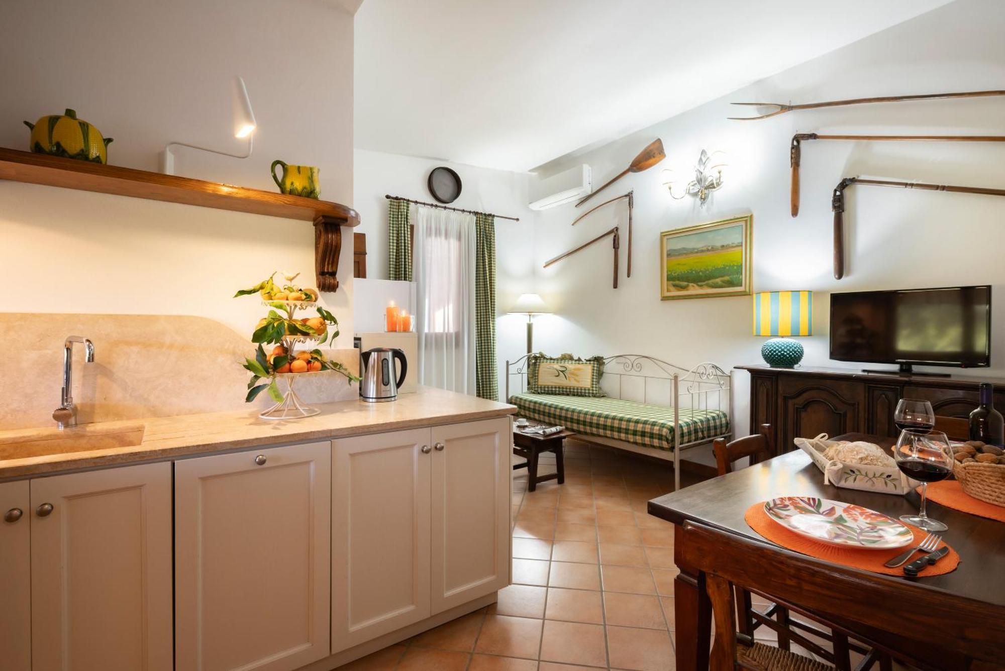 Agriturismo La Rombaia 卡斯蒂里昂纳·德拉佩 外观 照片