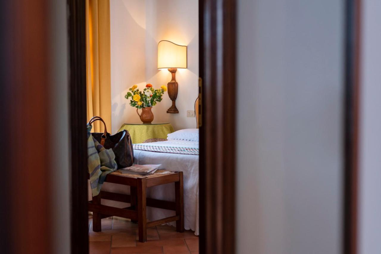 Agriturismo La Rombaia 卡斯蒂里昂纳·德拉佩 外观 照片