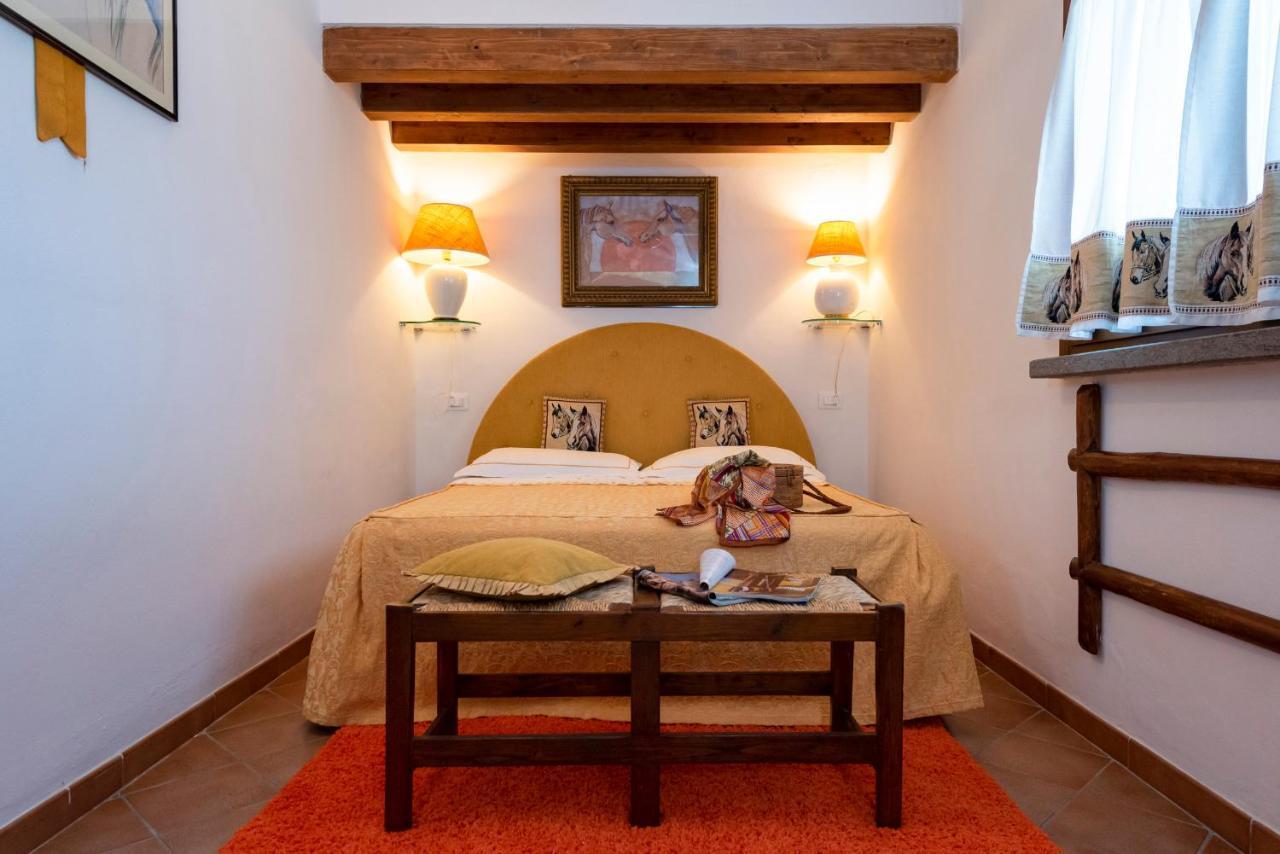 Agriturismo La Rombaia 卡斯蒂里昂纳·德拉佩 外观 照片
