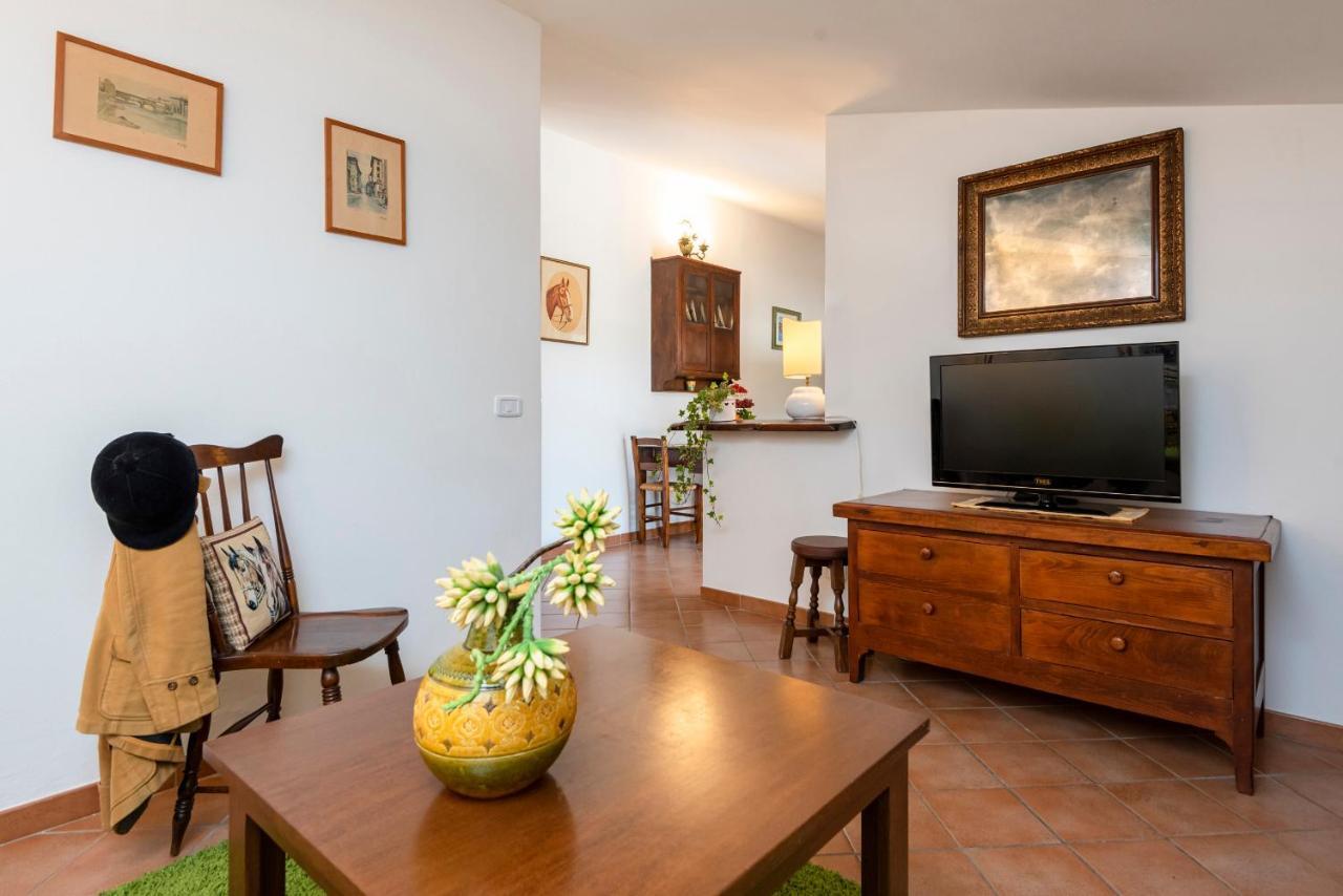 Agriturismo La Rombaia 卡斯蒂里昂纳·德拉佩 外观 照片